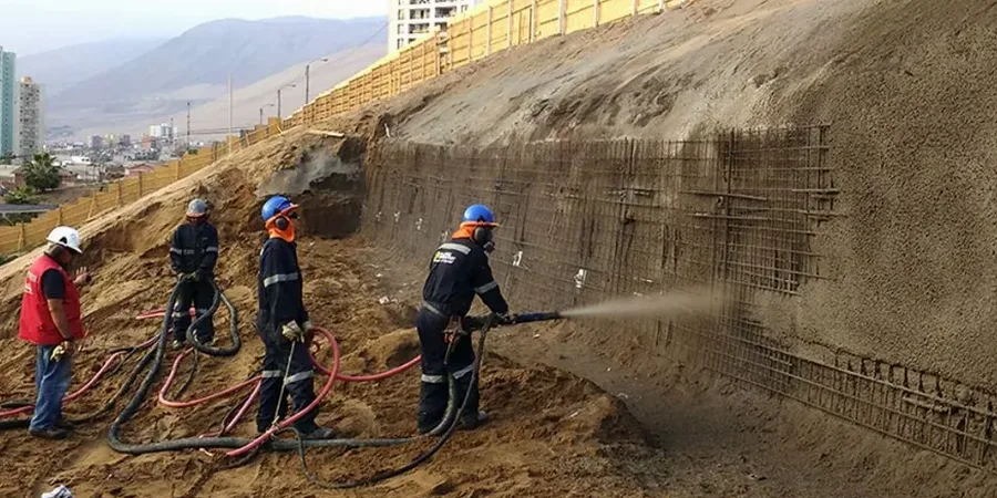 Análisis de Estabilidad de Taludes en Alto Hospicio: Factor de Seguridad y Modelado Geotécnico